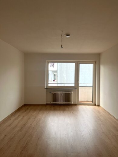 Wohnung zur Miete 400 € 1 Zimmer 35 m² frei ab 01.03.2025 Saarlandstraße 1b Neumarkt Neumarkt in der Oberpfalz 92318