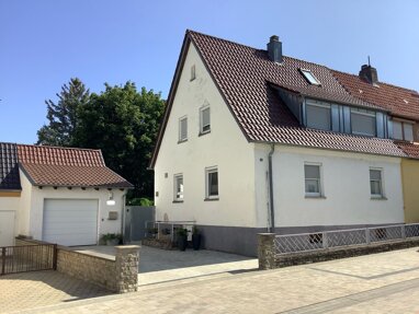 Doppelhaushälfte zum Kauf provisionsfrei 385.000 € 4 Zimmer 115 m² 330 m² Grundstück Gochsheim Gochsheim 97469