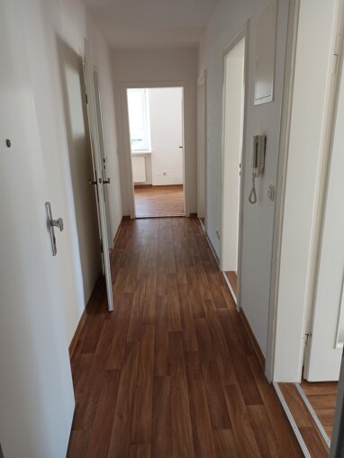 Wohnung zur Miete 401 € 4 Zimmer 67 m² frei ab sofort Pechhütte Finsterwalde 03238