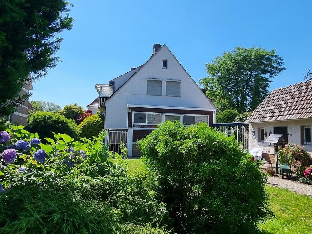 Einfamilienhaus zum Kauf 245.000 € 6 Zimmer 140 m²<br/>Wohnfläche 1.305 m²<br/>Grundstück Nordstadt 3 Minden 32425