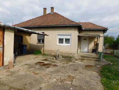Einfamilienhaus zum Kauf 64.000 € 2 Zimmer 71 m² 1.638 m² Grundstück Dombóvár 7200