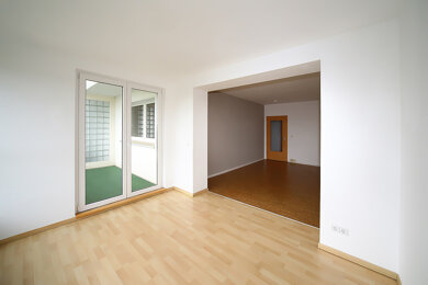 Wohnung zur Miete 329 € 3 Zimmer 71 m² 4. Geschoss frei ab sofort Martin-Rinkart-Straße 24 Lutherstadt Eisleben Eisleben 06295