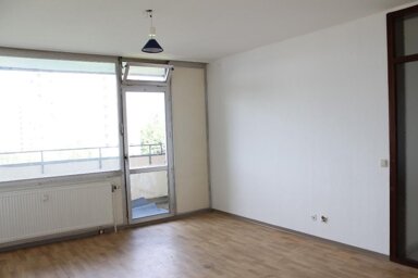 Wohnung zur Miete 549 € 3 Zimmer 80 m² 2. Geschoss frei ab 04.04.2025 Kattowitzer Straße 8 Kreuztal Kreuztal 57223