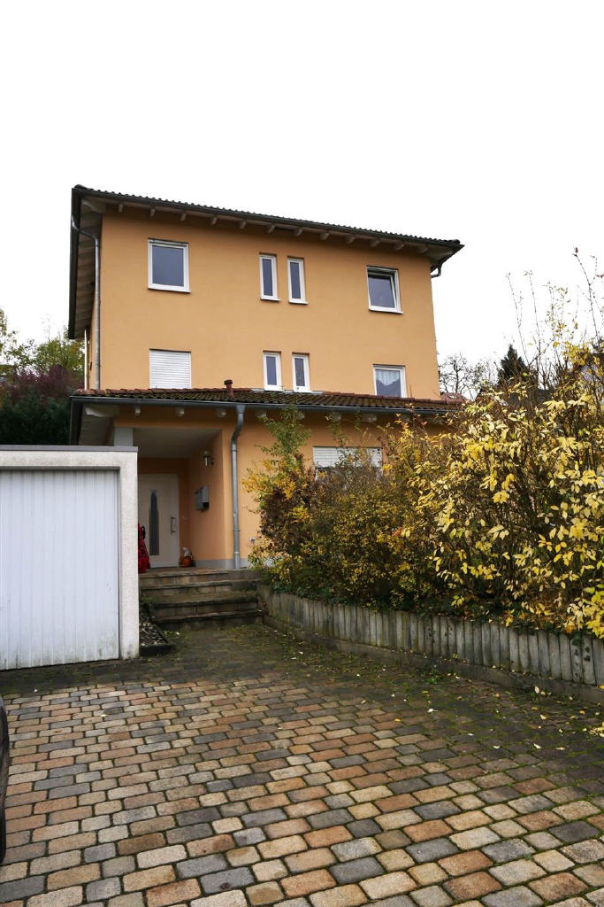 Einfamilienhaus zum Kauf 520.000 € 6 Zimmer 147 m²<br/>Wohnfläche 846 m²<br/>Grundstück Lützelbuch Coburg 96450