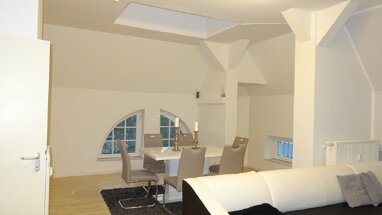 Wohnung zur Miete 635 € 3 Zimmer 102 m² 4. Geschoss Crimmitschau Crimmitschau 08451