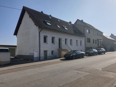 Mehrfamilienhaus zum Kauf Provisionsfrei 349.000 € 12 Zimmer 232 m² 466 m² Grundstück Bürgermeister-Regitz-Str. 61 Wellesweiler Neunkirchen-Wellesweiler 66539