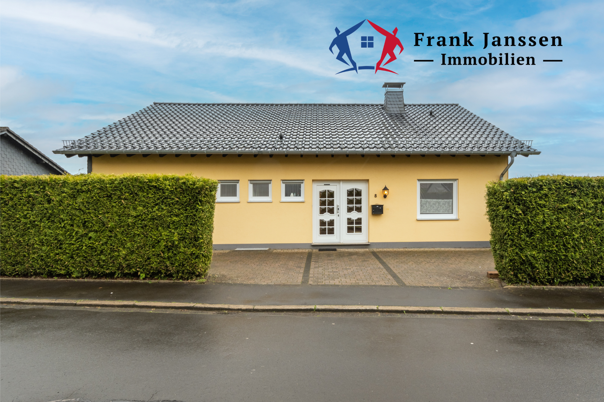 Einfamilienhaus zum Kauf 329.000 € 6 Zimmer 202 m²<br/>Wohnfläche 912 m²<br/>Grundstück Büscheich Gerolstein 54568