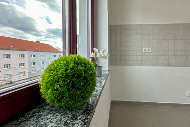 Wohnung zur Miete 555 € 3 Zimmer 74 m² 2. Geschoss Westring 18 Pestalozzistraße Magdeburg 39110