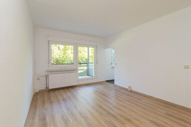 Wohnung zur Miete 464,74 € 3 Zimmer 64,3 m² 1. Geschoss Elsterwerdaer Str. 42 Prohlis-Süd (Senftenberger Str.-Süd) Dresden 01239