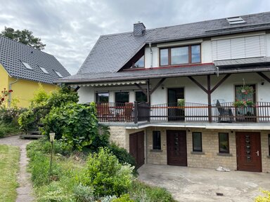 Doppelhaushälfte zum Kauf 328.000 € 5 Zimmer 147 m² 612 m² Grundstück Naumburg Naumburg 06618