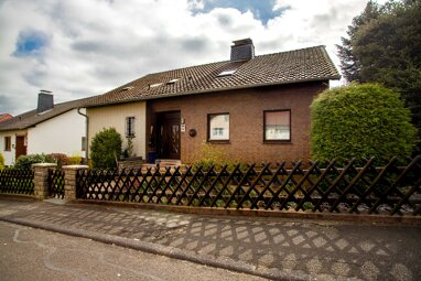 Einfamilienhaus zum Kauf 233.000 € 7 Zimmer 153 m² 888 m² Grundstück Altenstädt Naumburg 34311