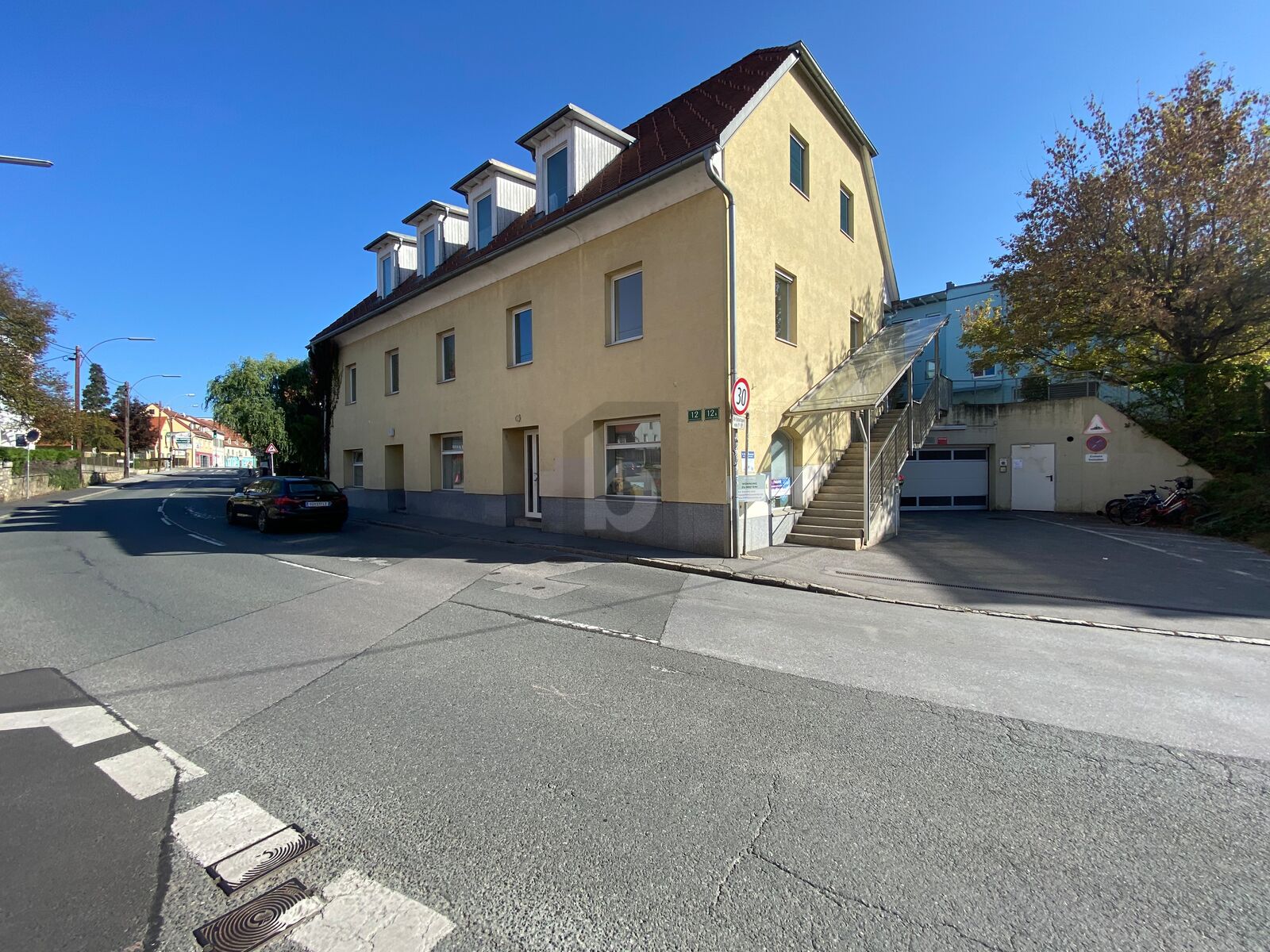 Wohn- und Geschäftshaus zum Kauf Innere Stadt Graz 8010