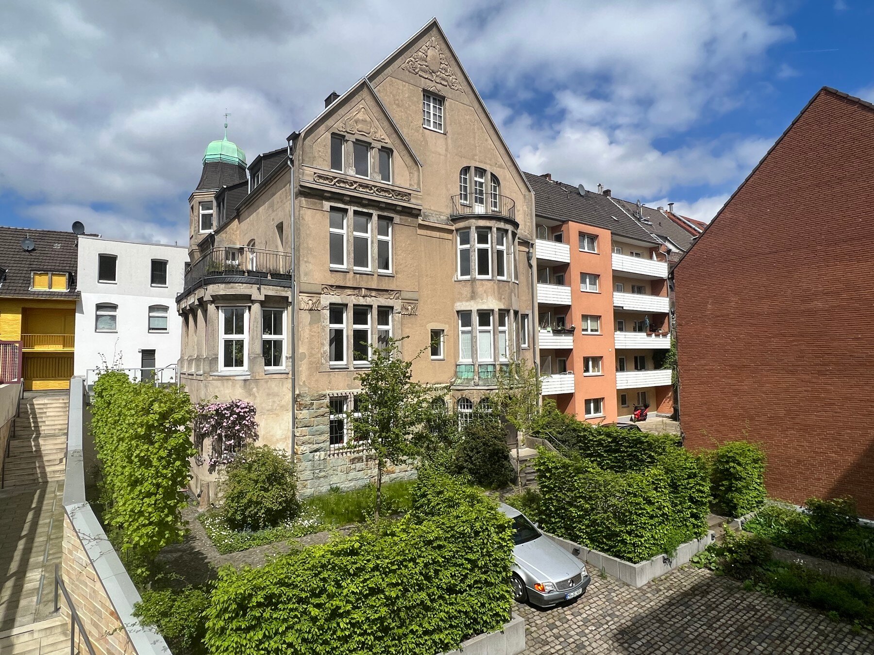 Wohnung zur Miete 1.825 € 3 Zimmer 146 m²<br/>Wohnfläche 1. Stock<br/>Geschoss Ab sofort<br/>Verfügbarkeit Gladbach Mönchengladbach 41061