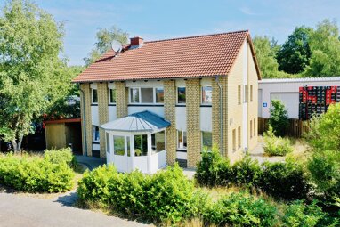Mehrfamilienhaus zum Kauf 199.000 € 6 Zimmer 196 m² 518 m² Grundstück Eichenweg 10 Parchim Parchim 19370