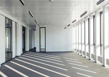 Bürofläche zur Miete Provisionsfrei 1.932 m² Bürofläche teilbar ab 421 m² Mailänder Straße 4 Bemerode Hannover 30539