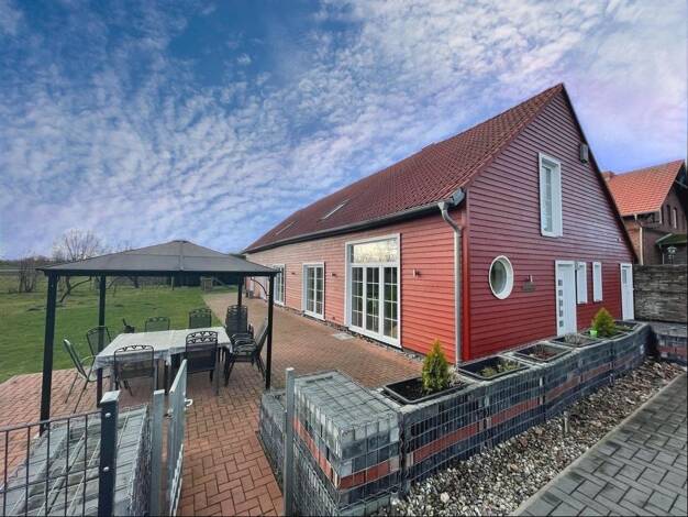 Haus zum Kauf 598.000 € 10 Zimmer 260 m² 2.400 m² Grundstück Heilgeisthof Levenhagen 17498