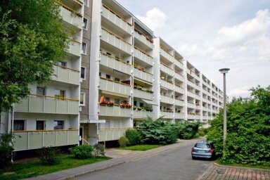 Wohnung zur Miete nur mit Wohnberechtigungsschein 477 € 4,5 Zimmer 66,6 m² 4. Geschoss frei ab 04.02.2025 Reichenauer Weg 16 Seidnitz-Nord (Löwenhainer Str.) Dresden 01279