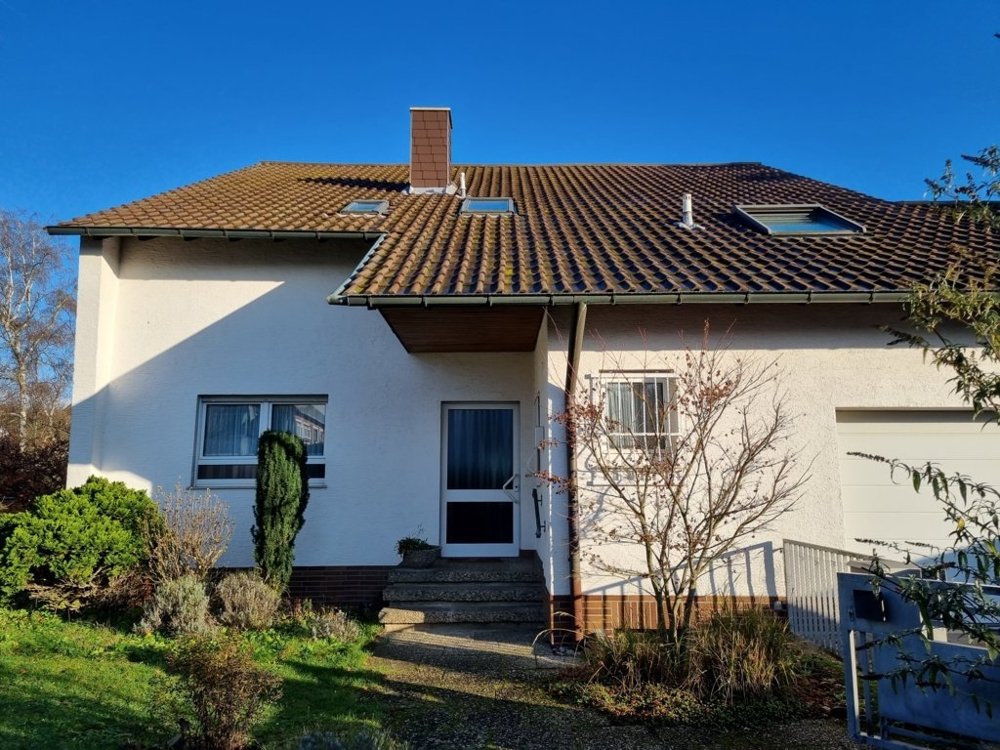 Einfamilienhaus zum Kauf 770.000 € 10 Zimmer 199 m²<br/>Wohnfläche 737 m²<br/>Grundstück Friedberg Friedberg (Hessen) 61169