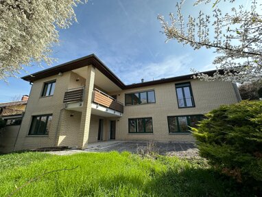 Einfamilienhaus zum Kauf 498.000 € 247,5 m² 1.429 m² Grundstück frei ab sofort Castell Castell 97355