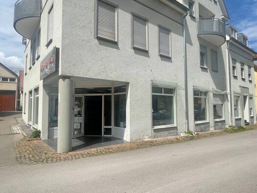 Laden zur Miete 950 € 3 Zimmer 101 m² Verkaufsfläche Deggingen 73326