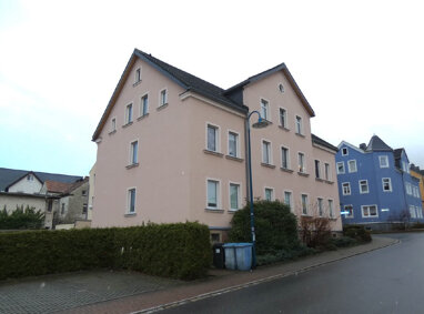 Wohnung zur Miete 410 € 3 Zimmer 71 m² Lutherstraße 22 Oelsnitz Oelsnitz/Erzgeb.-Oelsnitz 09376
