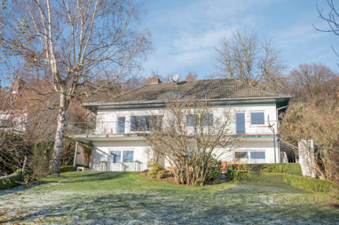 Einfamilienhaus zur Miete 2.050 € 6 Zimmer 196 m² 950 m² Grundstück Butznickelstraße 22 Schloßborn Glashütten 61479