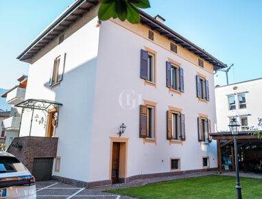 Einfamilienhaus zum Kauf 12 Zimmer 250 m² 300 m² Grundstück Via Gocciadoro 17 Trento 38122