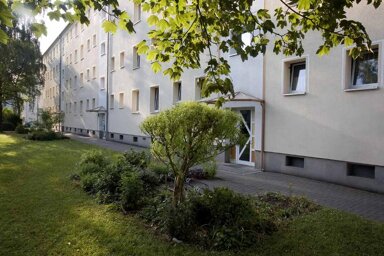 Wohnung zur Miete 471 € 3 Zimmer 58,8 m² 4. Geschoss frei ab 01.04.2025 Kühleweinstraße 31 Nordpark Magdeburg 39106