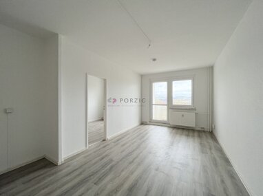 Wohnung zur Miete 320 € 3 Zimmer 55 m² 5. Geschoss Marie-Tilch-Straße 3 Hutholz 645 Chemnitz 09123