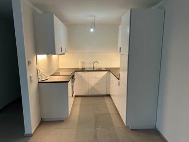 Wohnung zur Miete 1.000 € 2,5 Zimmer 79 m² Hessigheim 74394