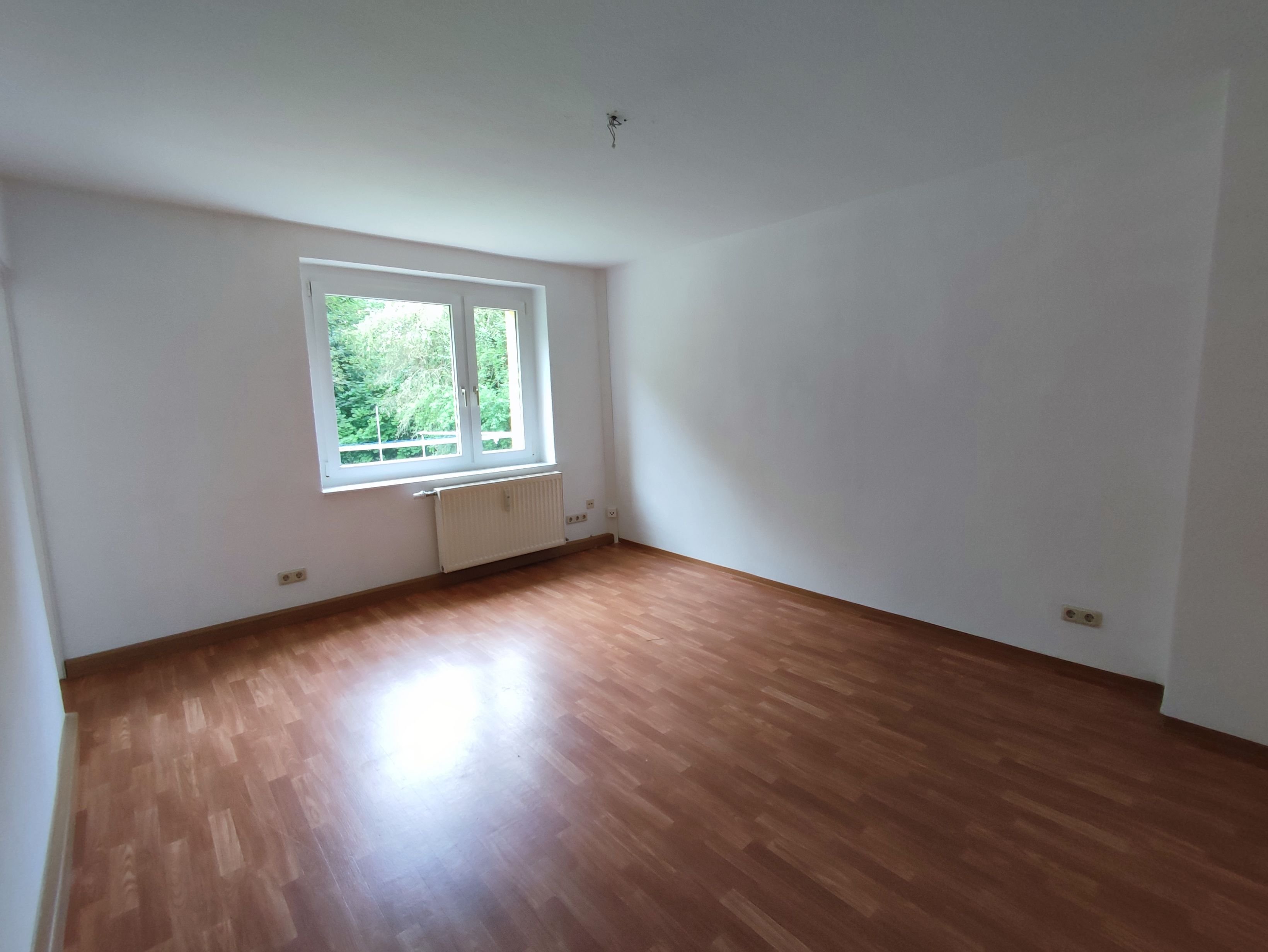 Wohnung zur Miete 155 € 1 Zimmer 23,9 m²<br/>Wohnfläche 4. Stock<br/>Geschoss Ab sofort<br/>Verfügbarkeit Rosenstraße 12 Löbau Löbau 02708
