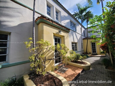 Wohnung zum Kauf 305.000 € 2 Zimmer 55 m² Paderborn - Kernstadt Miami Beach FL 33139