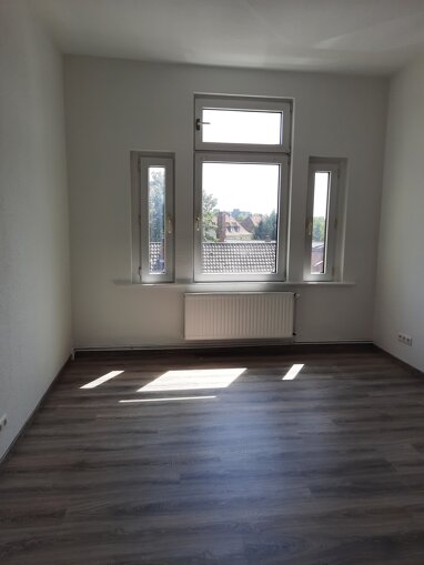 Wohnung zur Miete 690 € 3,5 Zimmer 92 m² 3. Geschoss Iltener Str. 54 Lehrte - Südwest Lehrte 31275