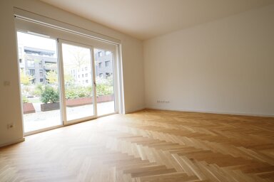 Wohnung zur Miete 1.199 € 2 Zimmer 67,6 m² EG frei ab sofort Rathausplatz Erlangen 91052