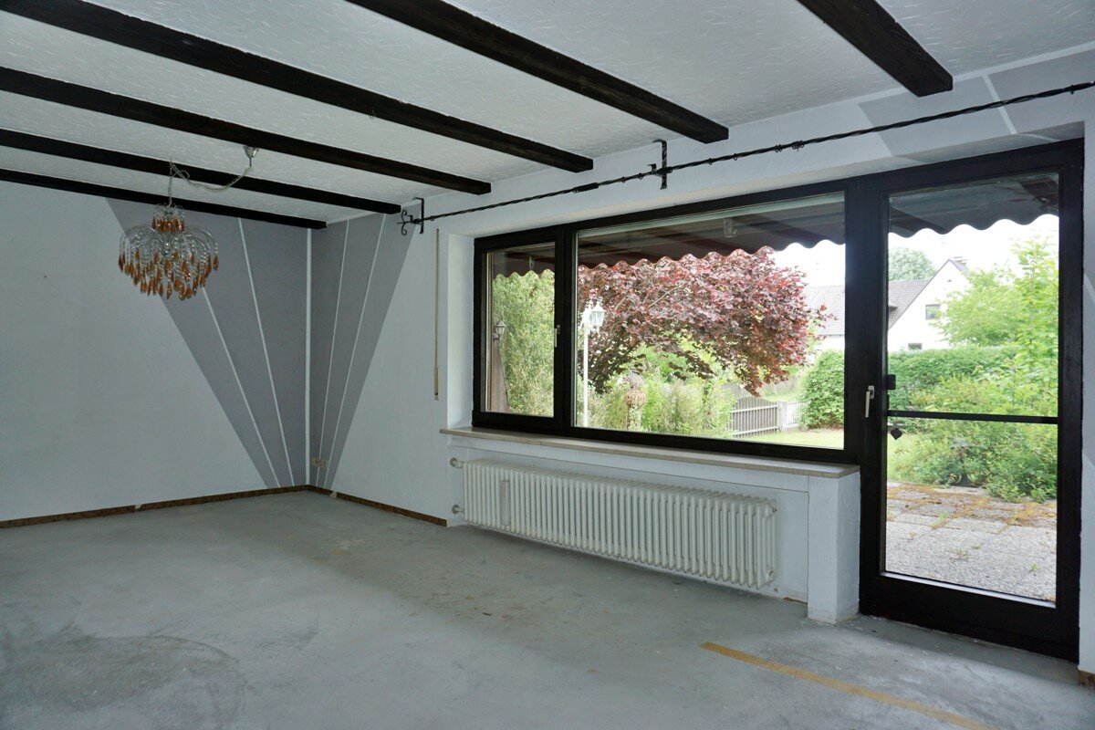Einfamilienhaus zum Kauf 497.000 € 6,5 Zimmer 149,5 m²<br/>Wohnfläche 1.011,6 m²<br/>Grundstück Unterthürheim Buttenwiesen / Unterthürheim 86647