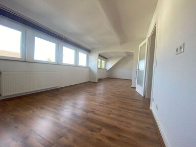 Maisonette zur Miete 725 € 5 Zimmer 82 m² 2. Geschoss frei ab 01.10.2024 Lindenallee 14 Lüttringhausen - Mitte Remscheid-Lüttringhausen 42899