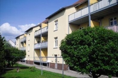 Wohnung zur Miete 385 € 2 Zimmer 55 m² 2. Geschoss frei ab 01.05.2025 Dr.-Strauß-Str. 11 Eisenach Eisenach 99817