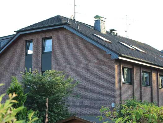 Wohnung zur Miete 730 € 2,5 Zimmer 75 m² Geschoss 2/3 frei ab sofort Bruch Dinslaken 46537