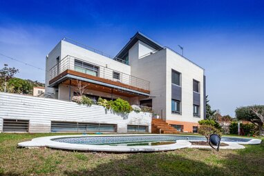 Einfamilienhaus zum Kauf 1.200.000 € 5 Zimmer 518 m² 654 m² Grundstück Barcelona