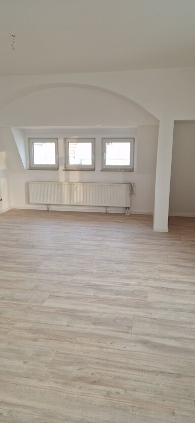 Wohnung zur Miete 800 € 3 Zimmer 100 m² 2. Geschoss Wilhelm-Müller-Str. 4 Innenstadt Dessau-Roßlau 06844