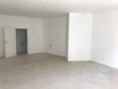 Wohnung zur Miete 287 € 1 Zimmer 31,9 m² EG frei ab sofort Marxloh Duisburg 47169