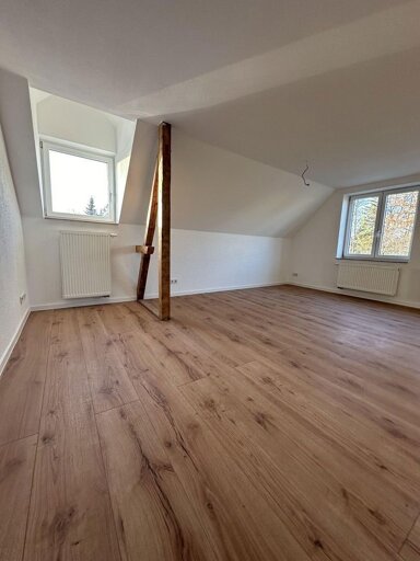 Wohnung zur Miete 600 € 3 Zimmer 81,6 m² 2. Geschoss Chemnitzer Straße 75 Röhrsdorf 960 Chemnitz 09247