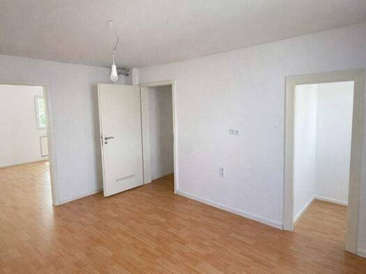 Wohnung zur Miete 550 € 4 Zimmer 90 m² Pirmasens 66953