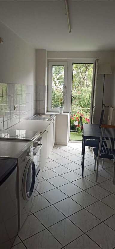 Wohnung zur Miete 390 € 2 Zimmer 54 m² 1. Geschoss Waterloostr. 12 Untermeiderich Duisburg 47137