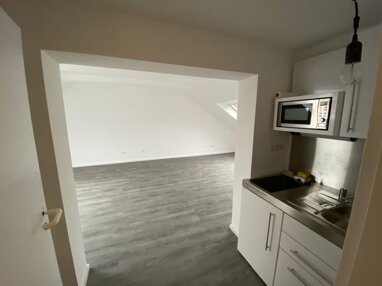 Wohnung zur Miete 690 € 1 Zimmer 28 m² 3. Geschoss Bonameser Strasse  44 Eschersheim Frankfurt am Main 60433