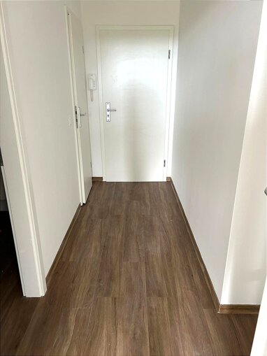 Wohnung zur Miete 963 € 3 Zimmer 77 m² 10. Geschoss frei ab sofort Schillerstr. 11 Bischofsheim Maintal 63477