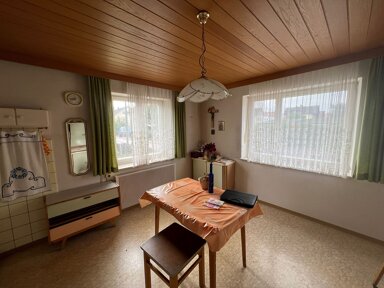 Einfamilienhaus zum Kauf 189.000 € 5 Zimmer 100 m² 566 m² Grundstück Kernstadt Schwandorf Schwandorf 92421