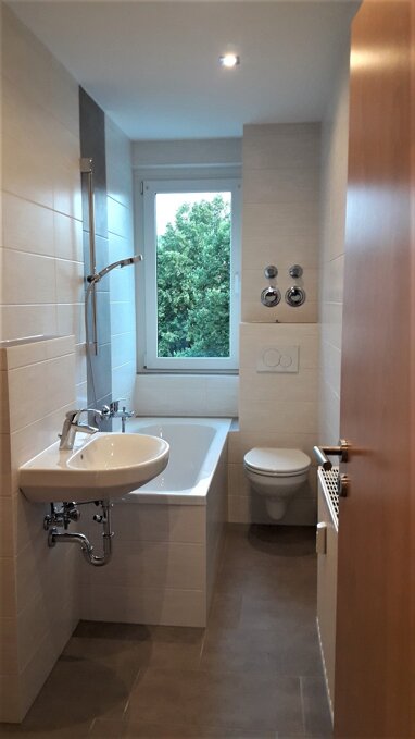 Wohnung zur Miete 323 € 3 Zimmer 60 m² 2. Geschoss Görlitzer Straße 20 Zittau Zittau 02763