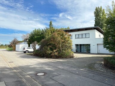 Einfamilienhaus zum Kauf 598.000 € 4 Zimmer 195 m² 1.000 m² Grundstück Planungsbezirk 302 Straubing 94315