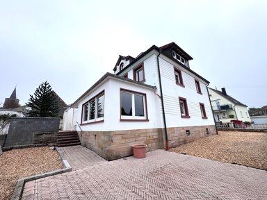 Einfamilienhaus zur Miete 1.900 € 7 Zimmer 239 m² 400 m² Grundstück frei ab sofort Leimen 66978